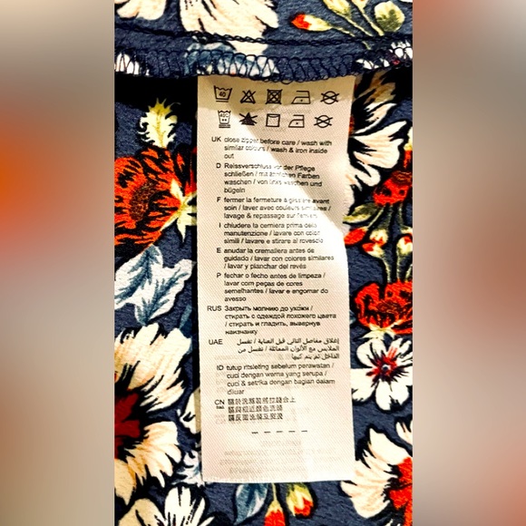 ESPRIT Floral (NO IRONING REQUIRED) Midi- Dress SIZE 8 Selling $90 (RRP $140)π - Picture 7 of 7